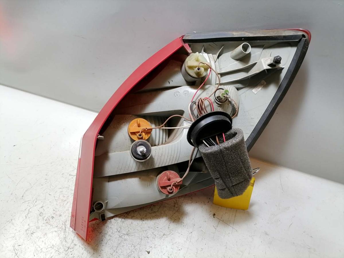 Skoda Fabia 2 5J original R&uuml;cklicht R&uuml;ckleuchte Schlussleuchte links Bj.2012